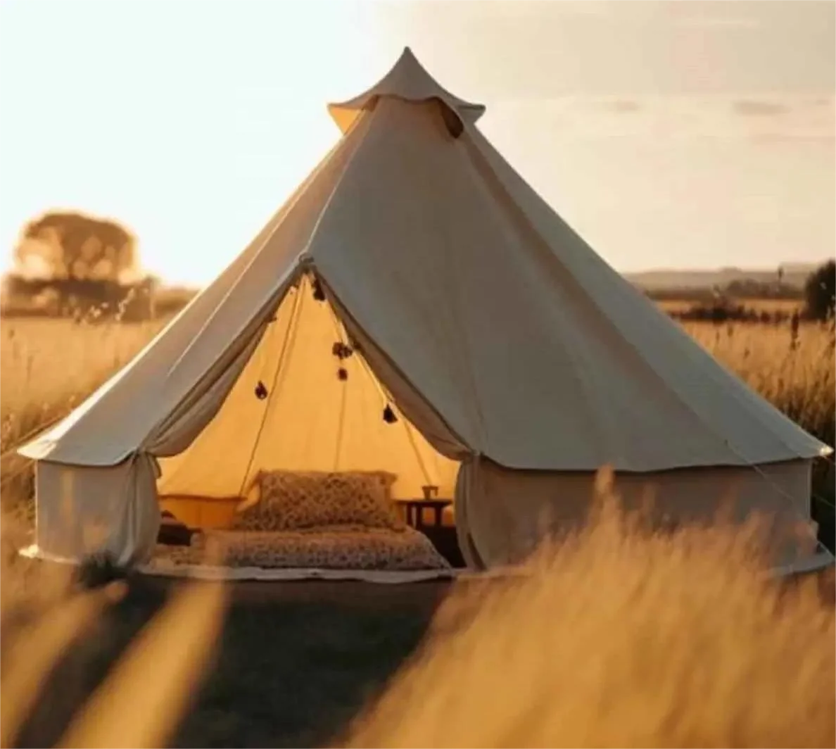 Waterproof Four-Season Luxury Outdoor Camping Glamping Yurt Tent with PVC Fabric Mesh Door for 2 People